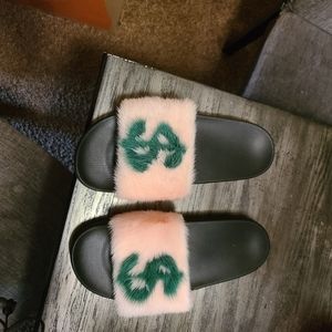 Mink fur slides